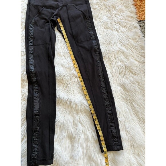 Lululemon leggings - Picture 7 of 9